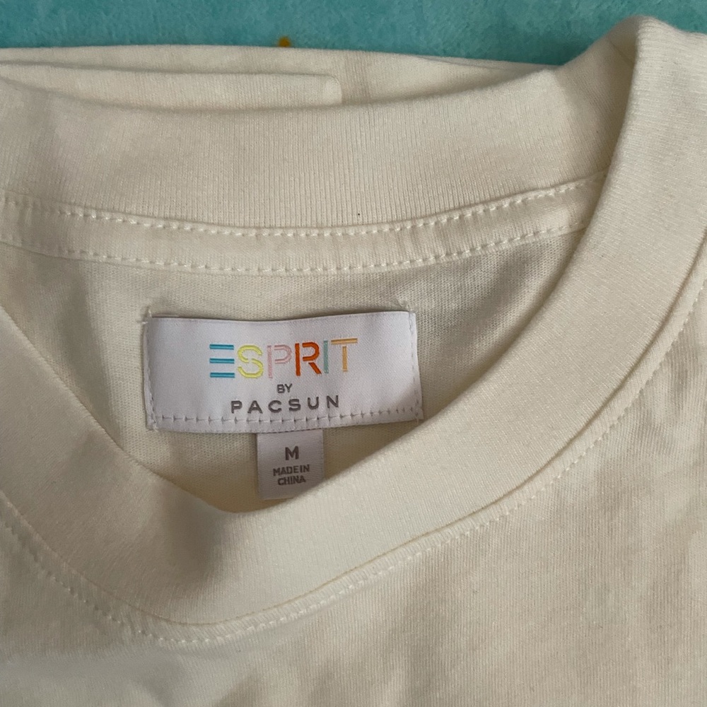 SPIRIT TSHIRT - Picture 2 of 8